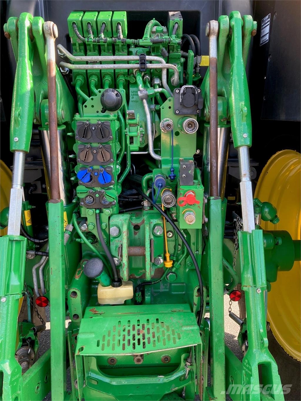 John Deere 6215R Tratores Agrícolas usados
