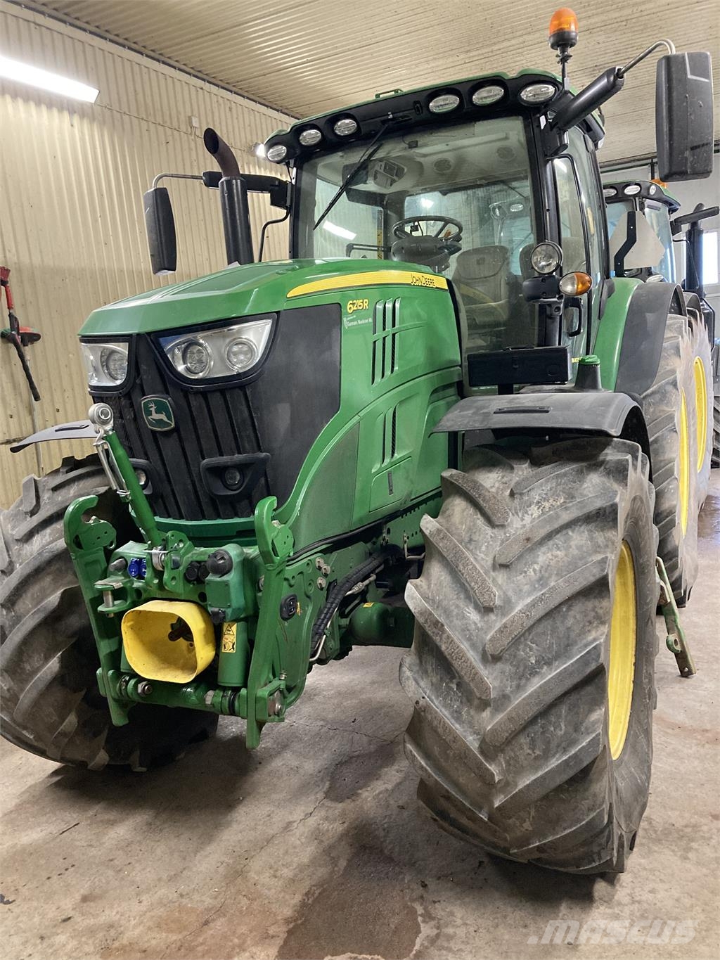 John Deere 6215R AP TRAKTOR FR.LYFT PTO Trattori