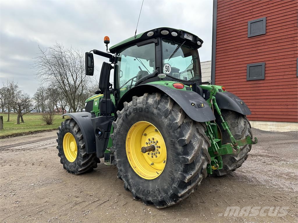 John Deere 6250R الجرارات