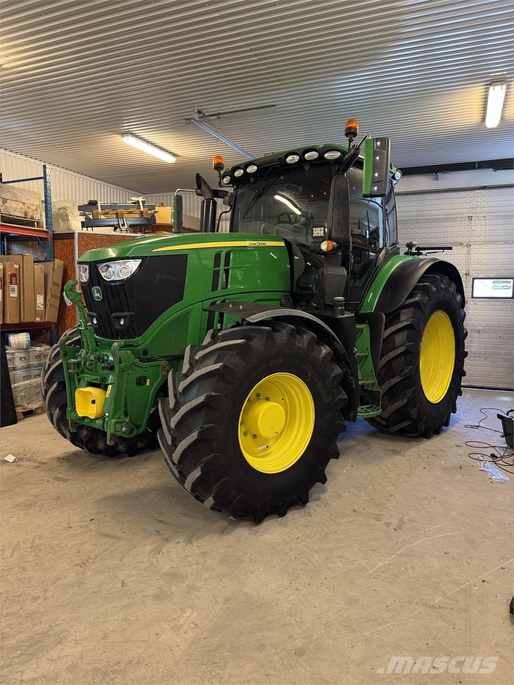 John Deere 6250R Traktorit