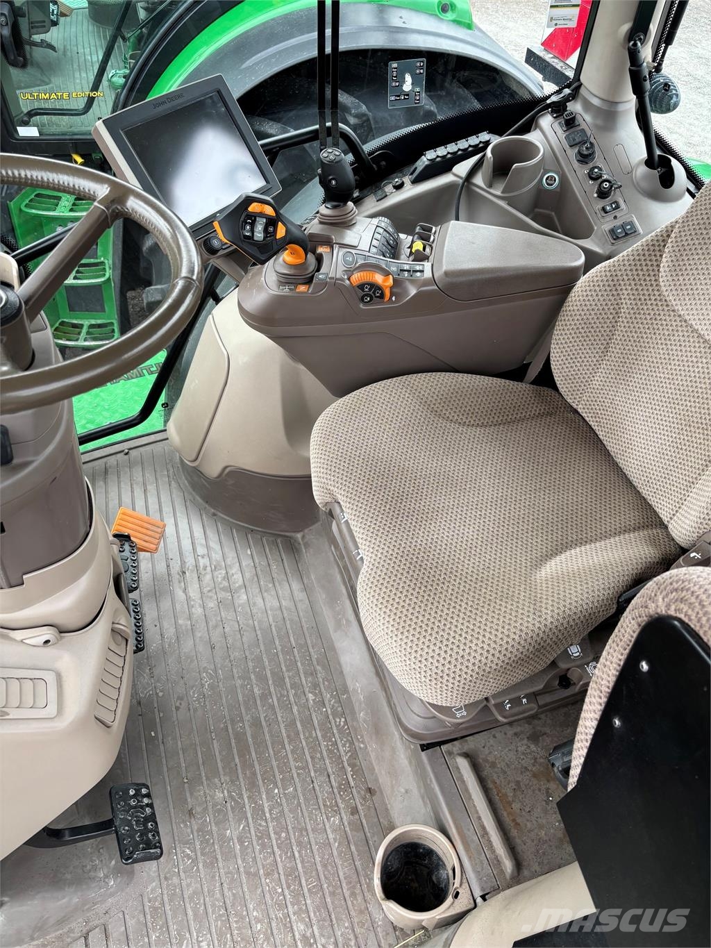 John Deere 6250R TRAKTOR الجرارات