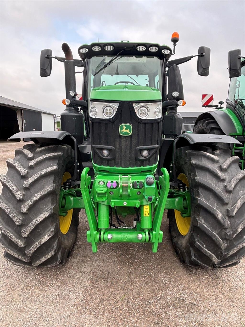 John Deere 6250R TRAKTOR الجرارات