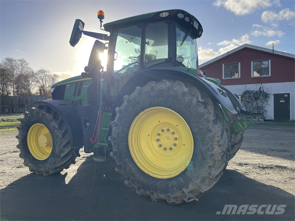 John Deere 6R 250 C-PRO TRAKTOR 50 KM Traktori