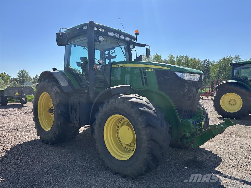 John Deere 7230R Трактора