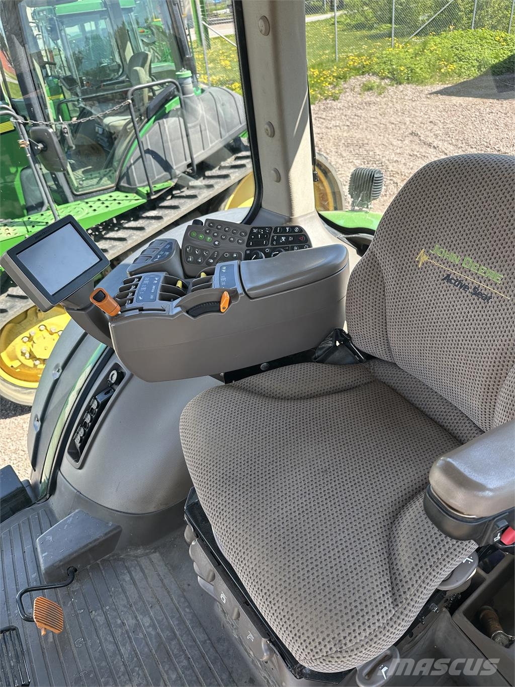 John Deere 7230R Трактора