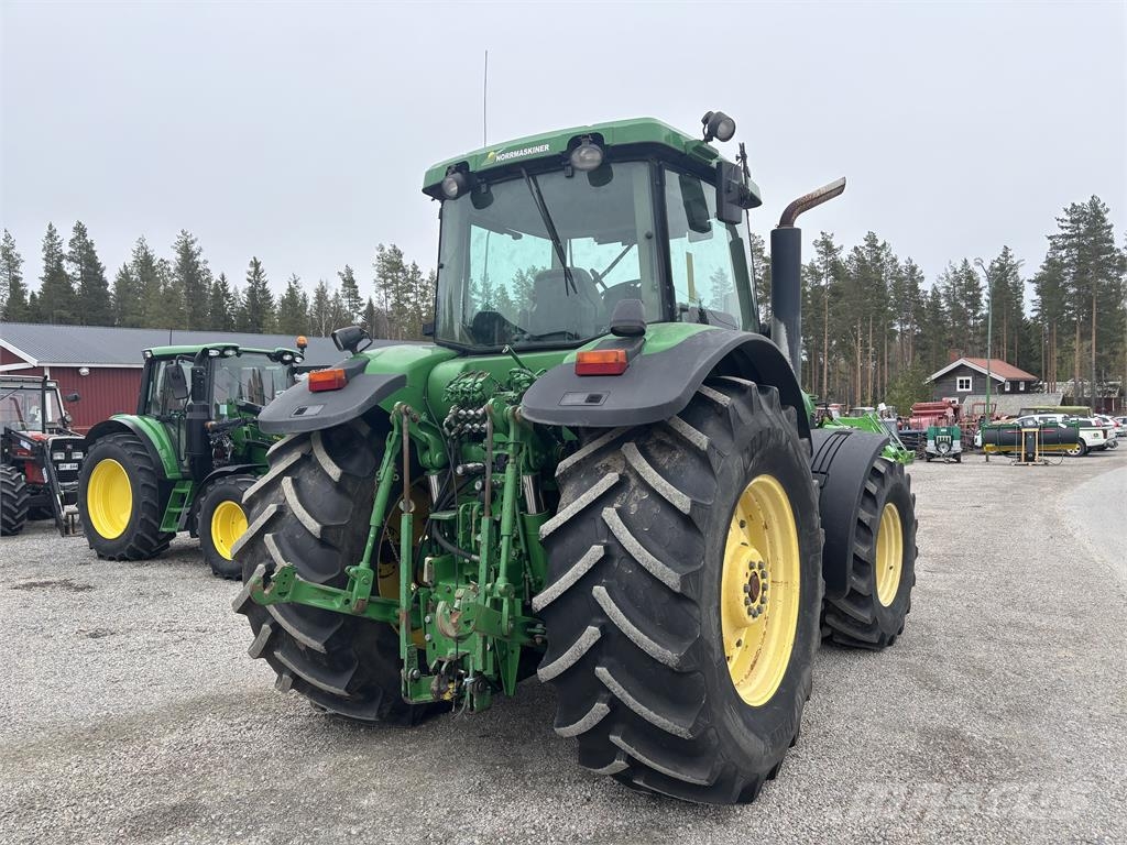 John Deere 7820 트랙터