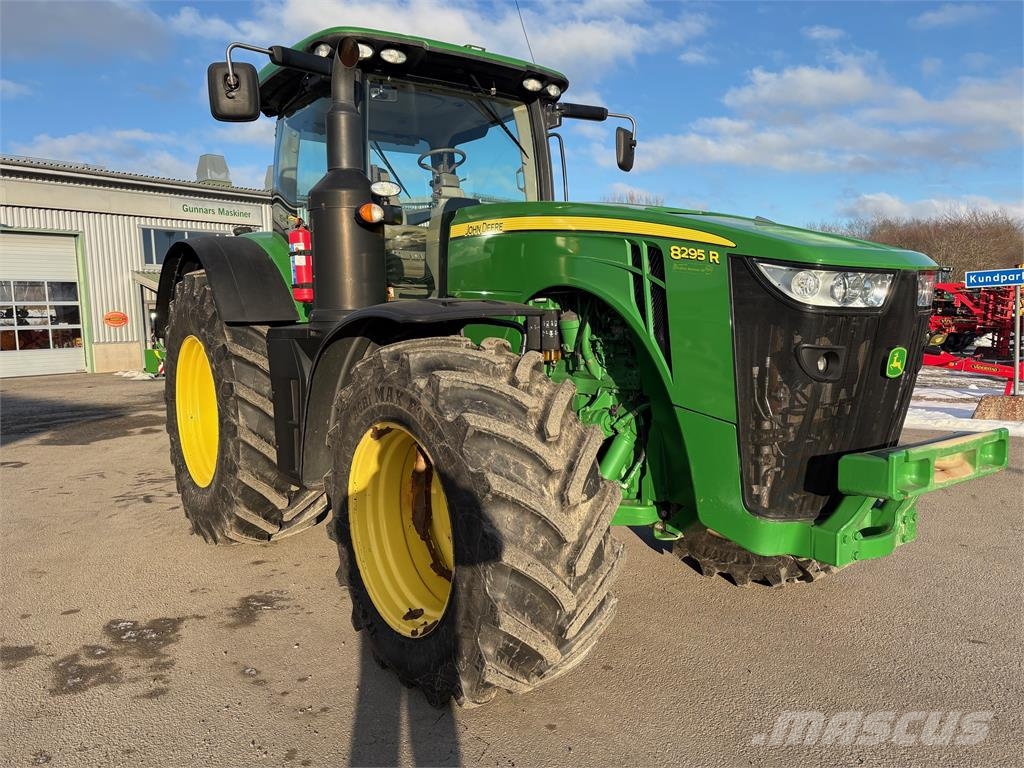 John Deere 8295R FT4 TRAKTOR الجرارات