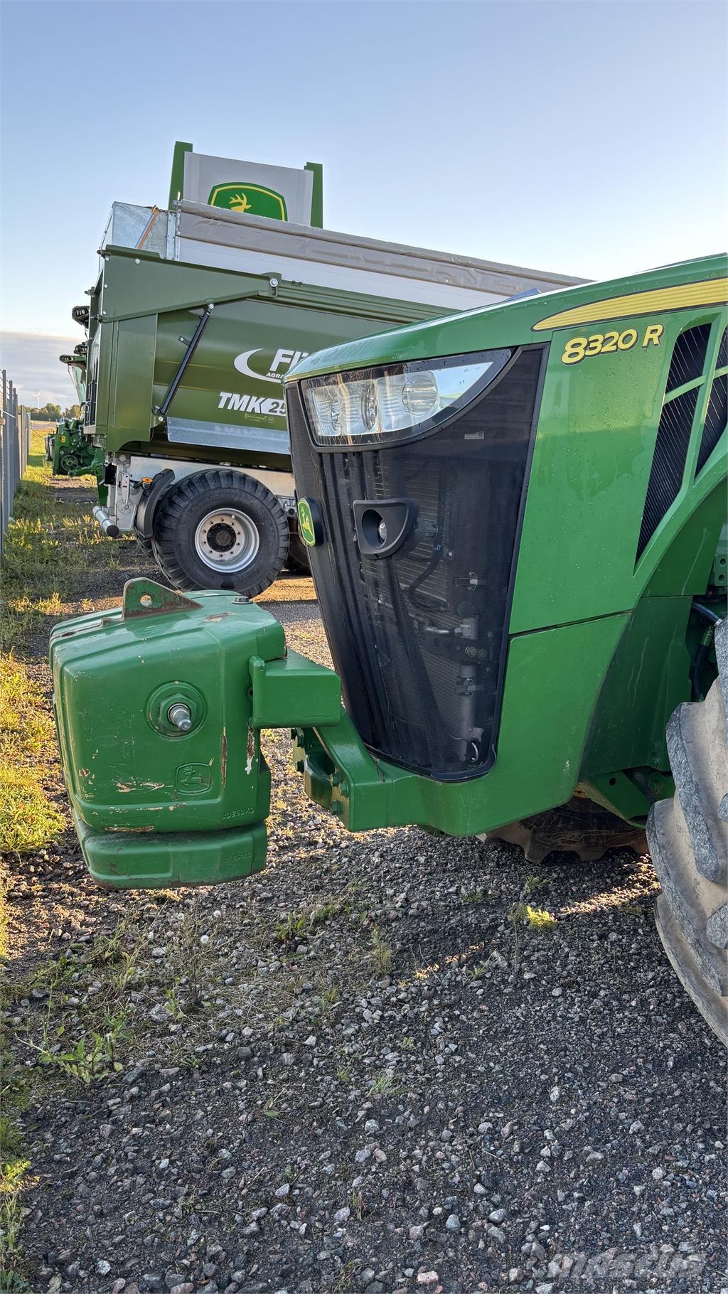 John Deere 8320R E23 TRAKTOR Tractors