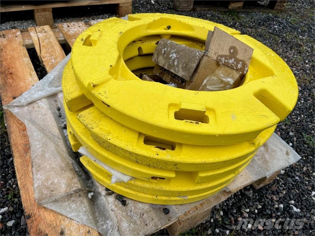 John Deere Bakhjulsvikter 55kg Other tractor accessories