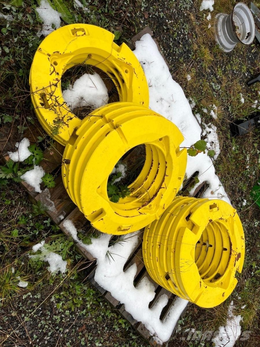 John Deere Bakhjulsvikter 55kg Other tractor accessories