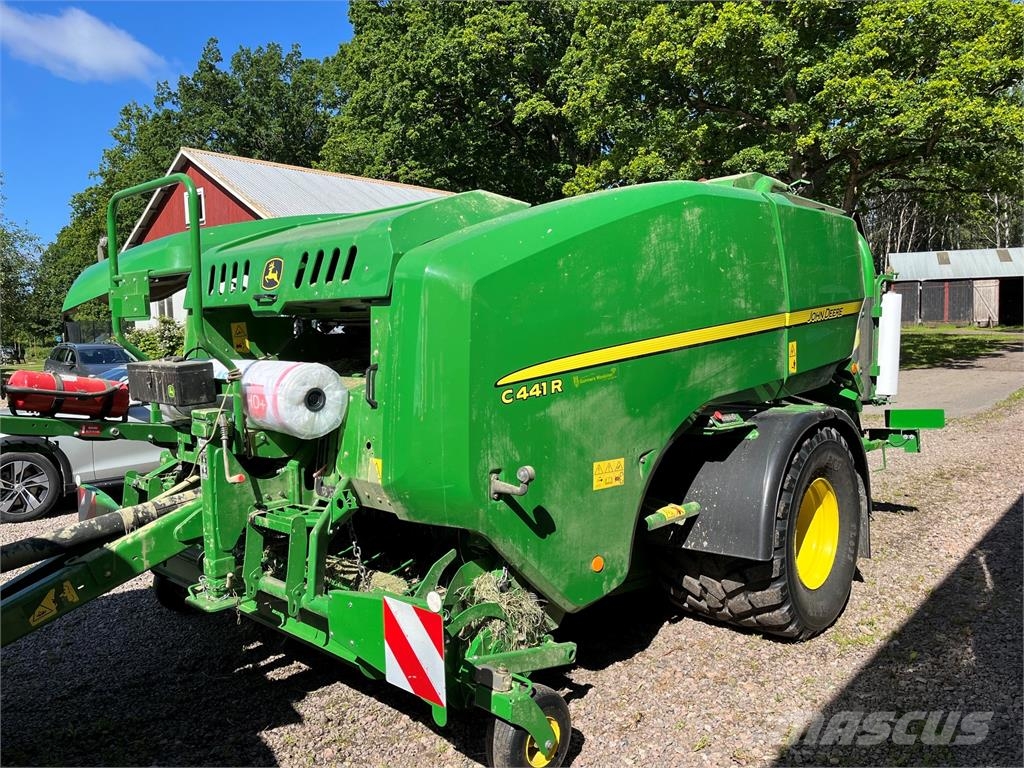 John Deere C441R INPLASTARPRES Ruloonpressid