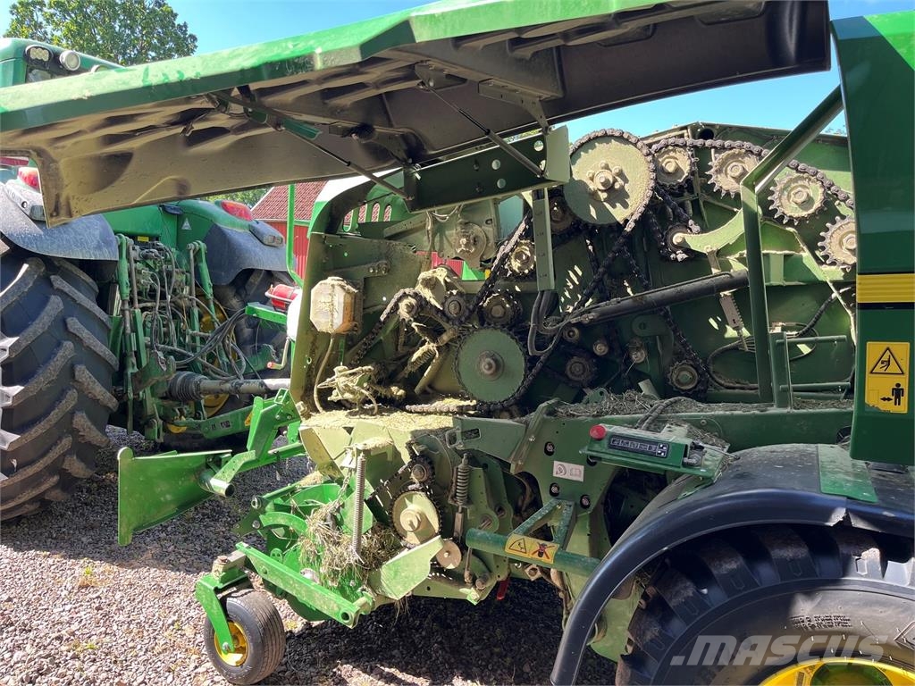 John Deere C441R INPLASTARPRES Ruloonpressid
