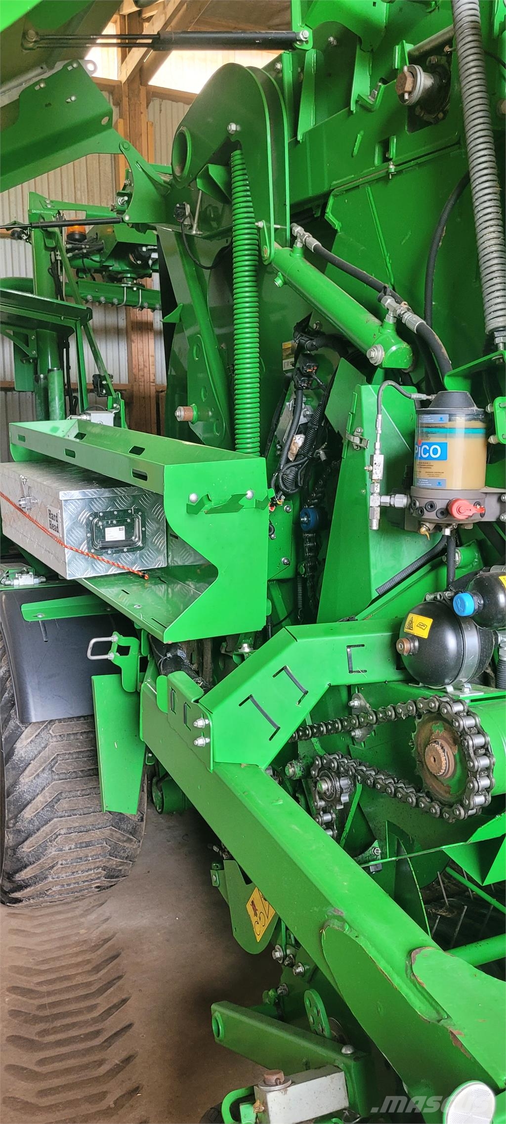 John Deere C451R INPLASTARPRESS محزمات مستديرة
