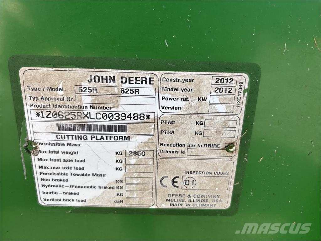 John Deere S670 SKÖRDETRÖSKA 25 FOT Cosechadoras combinadas