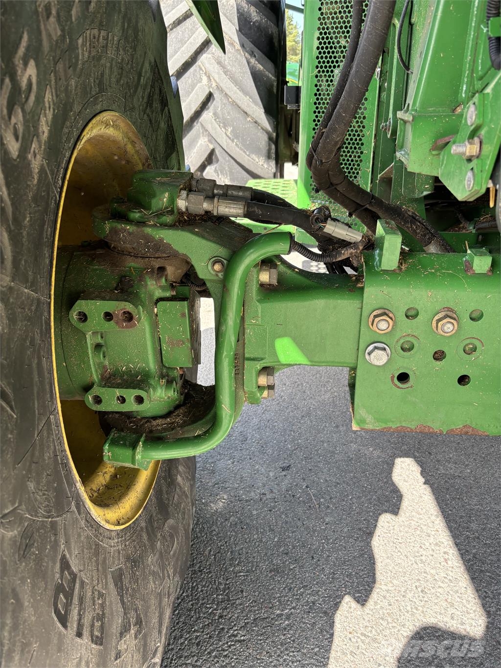 John Deere S670 SKÖRDETRÖSKA 25 FOT Cosechadoras combinadas