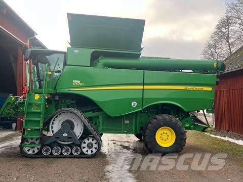 John Deere S670 SKÖRDETRÖSKA 30 FOT Mietitrebbiatrici