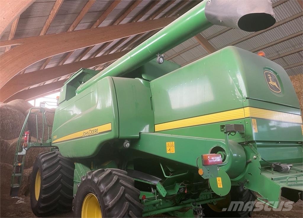 John Deere T560 SKÖRDETRÖSKA 25 FOT Teraviljakombainid