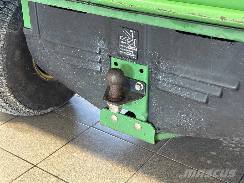 John Deere TE Gator Самохідні газонокосарки