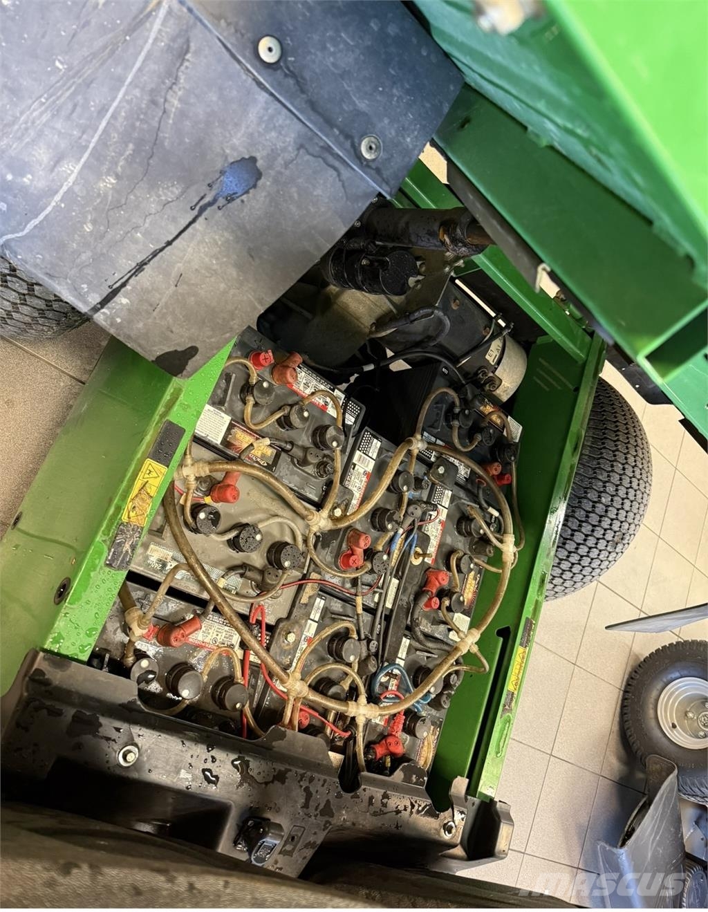John Deere TE Gator Самохідні газонокосарки