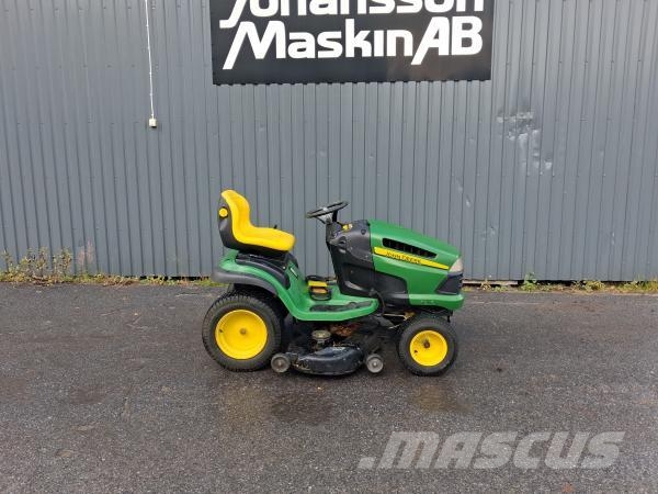 John Deere TRÄDGÅRDSTRAKTOR ركوب الحشائش