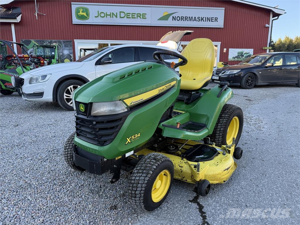 John Deere X534 Самоходные газонокосилки