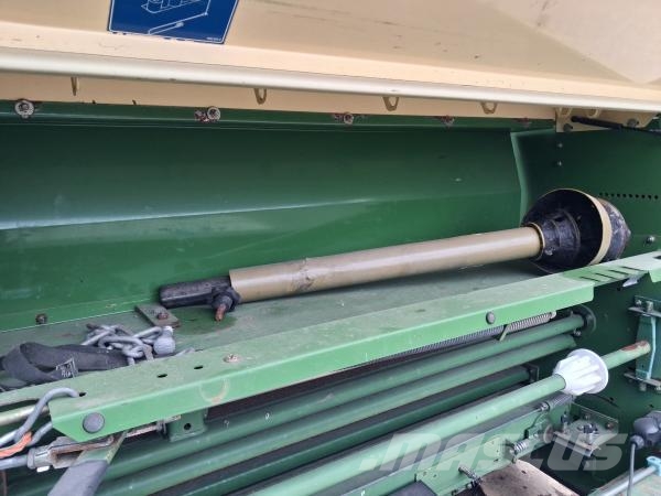 Krone 130 RUNDBALSPRESS Balirke (okrogle bale)