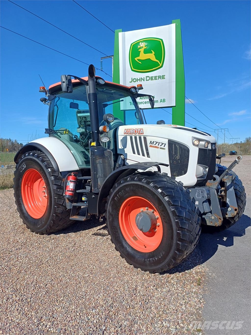 Kubota M7 171 Traktorid