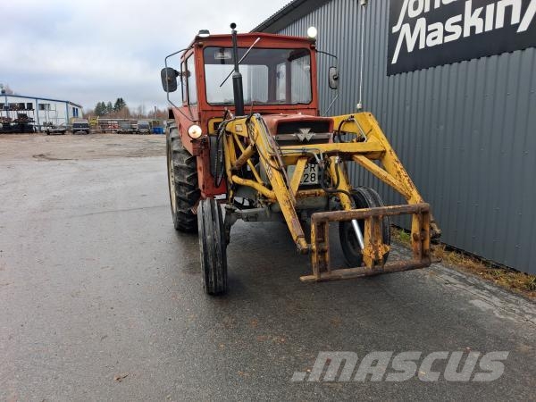 Massey Ferguson 168 BERGSJÖ 810 LASTARE Traktoren