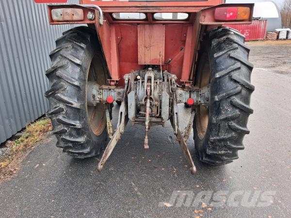 Massey Ferguson 168 BERGSJÖ 810 LASTARE Traktoren