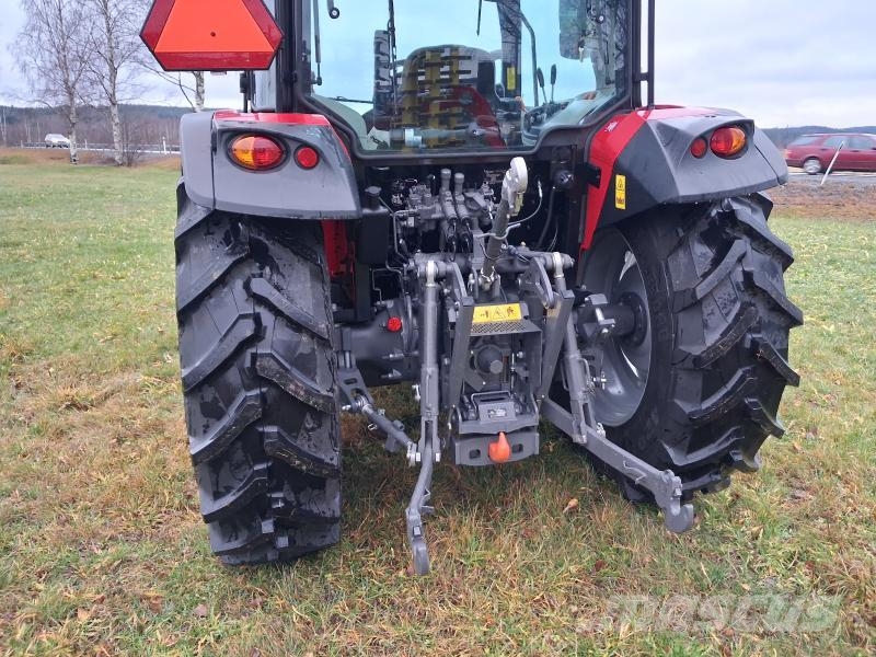 Massey Ferguson 4708M DYNA 2 2 Traktorji