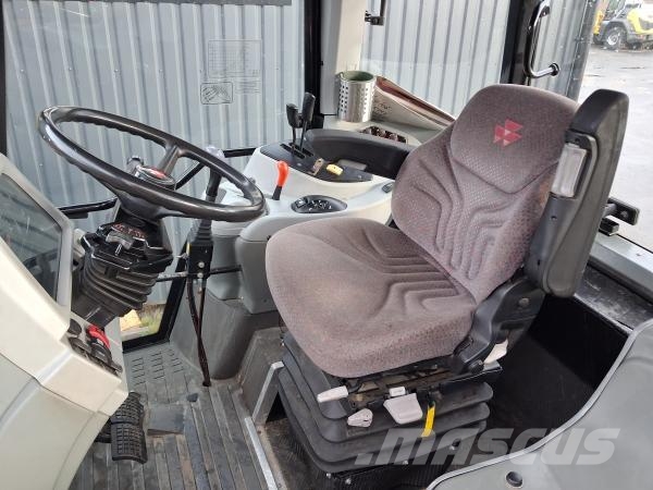 Massey Ferguson 5445 MF 945 Traktori