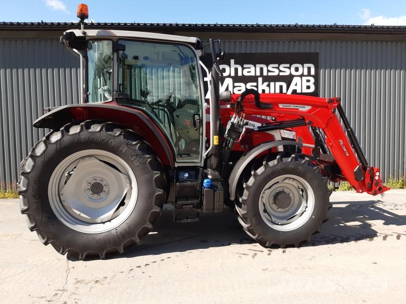 Massey Ferguson 5M 95 DYNA-4 Tractors