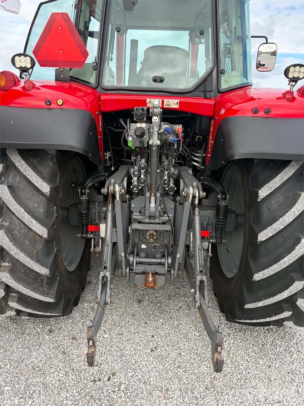 Massey Ferguson 7718 Dyna-6 Tractors