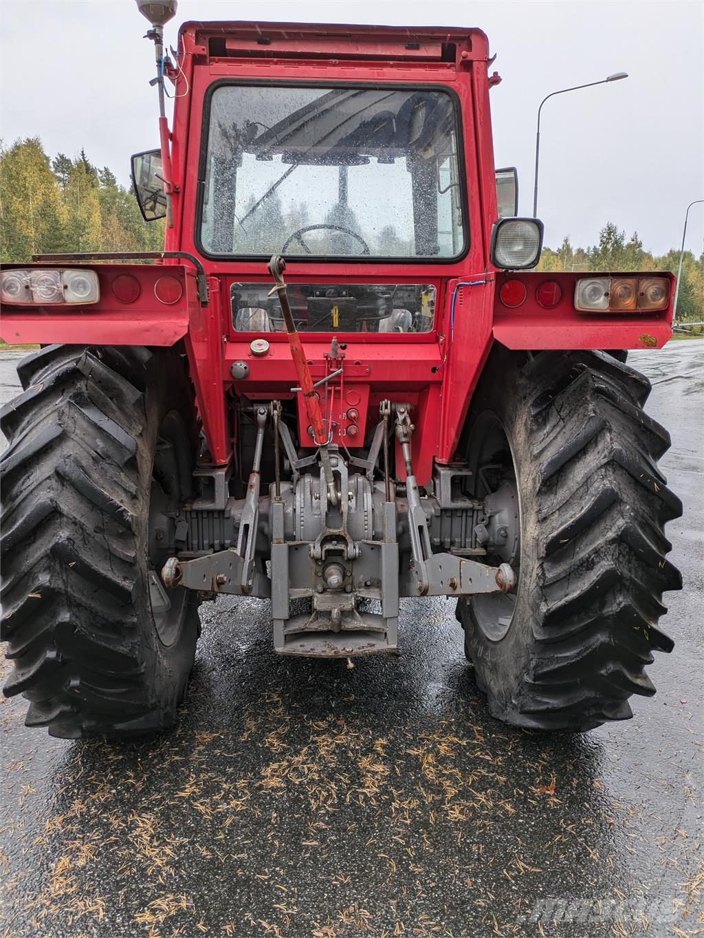 Massey Ferguson MF590 BERGSJÖ LASTARE, SNÖSKOP Traktorid