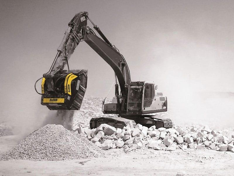 MB Crusher BF80.3 S4 med valfritt fäste Retroescavadeiras