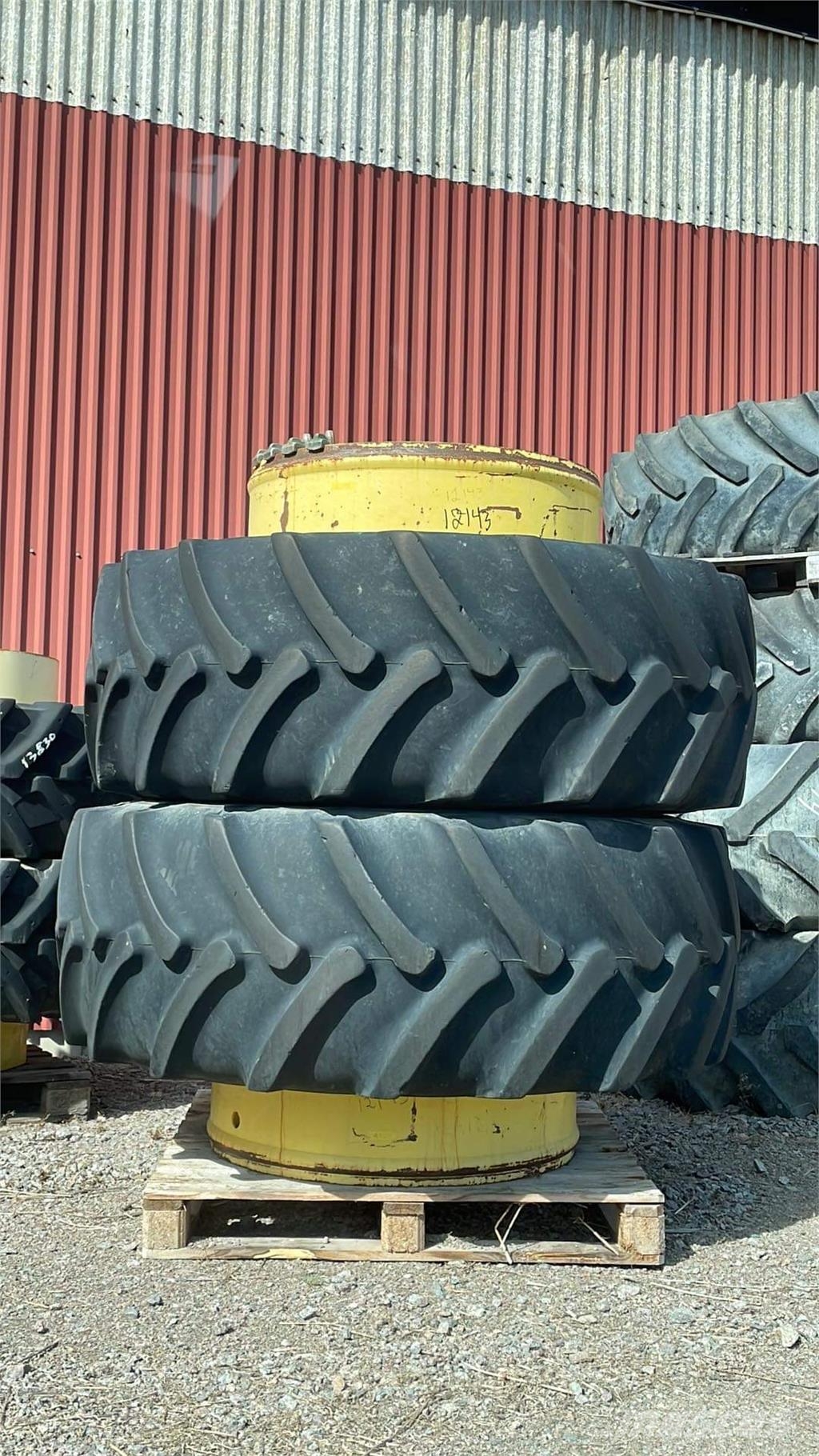 Michelin 650/65X38 Stock Спарені колеса