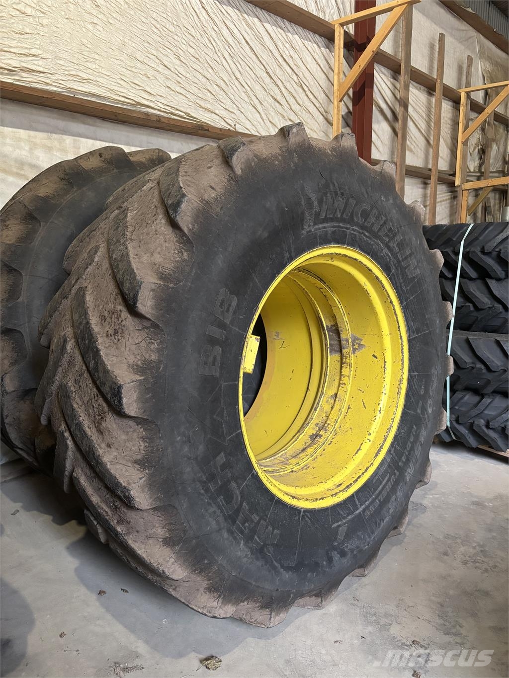 Michelin 650/85X38 DUBBELMONTAGE Gume, točkovi i felne