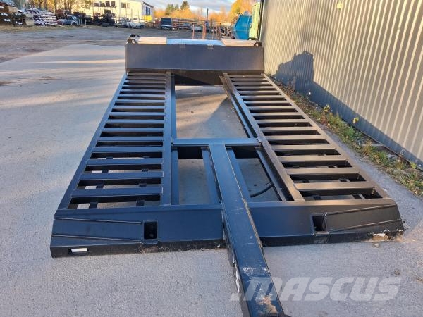 Multicargo MASKINTRAILER 10 TO مقطورات للأغراض العامة