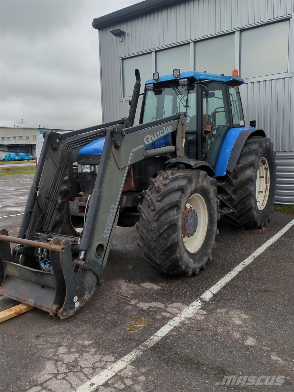 New Holland 8560 Traktorer