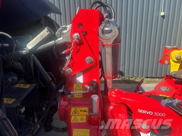Pöttinger SERVO 3000PN VÄXEL Dvojstranné pluhy