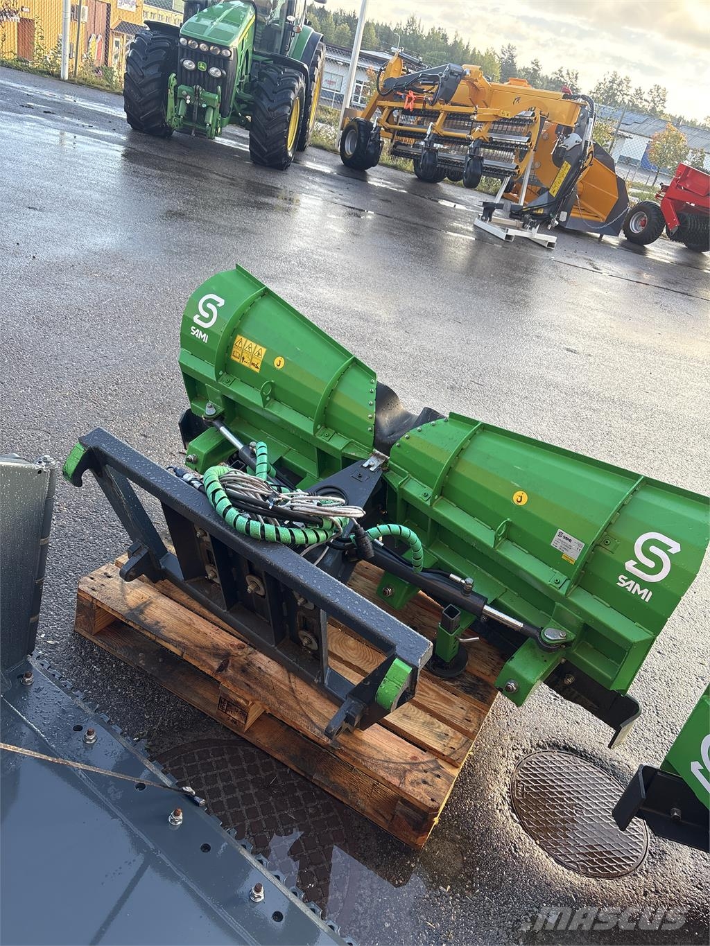 Sami VL-1800 Sneeuwschuivers en -ploegen