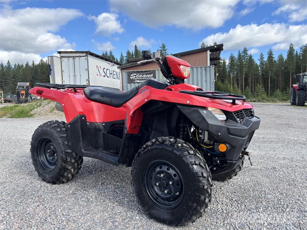 Suzuki LTA 750XP Röd Tractoren