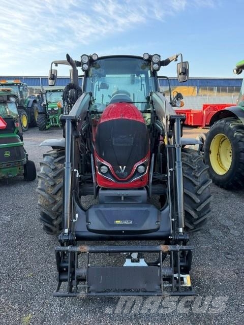 Valtra A95 TRAKTOR Traktorer