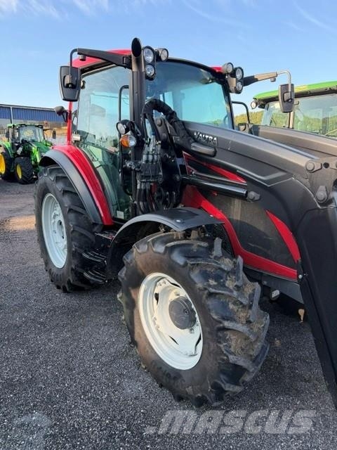 Valtra A95 TRAKTOR Traktorer