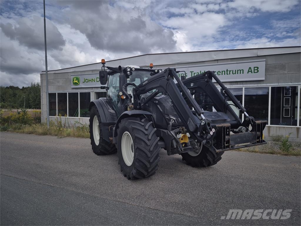 Valtra N174 Traktorid