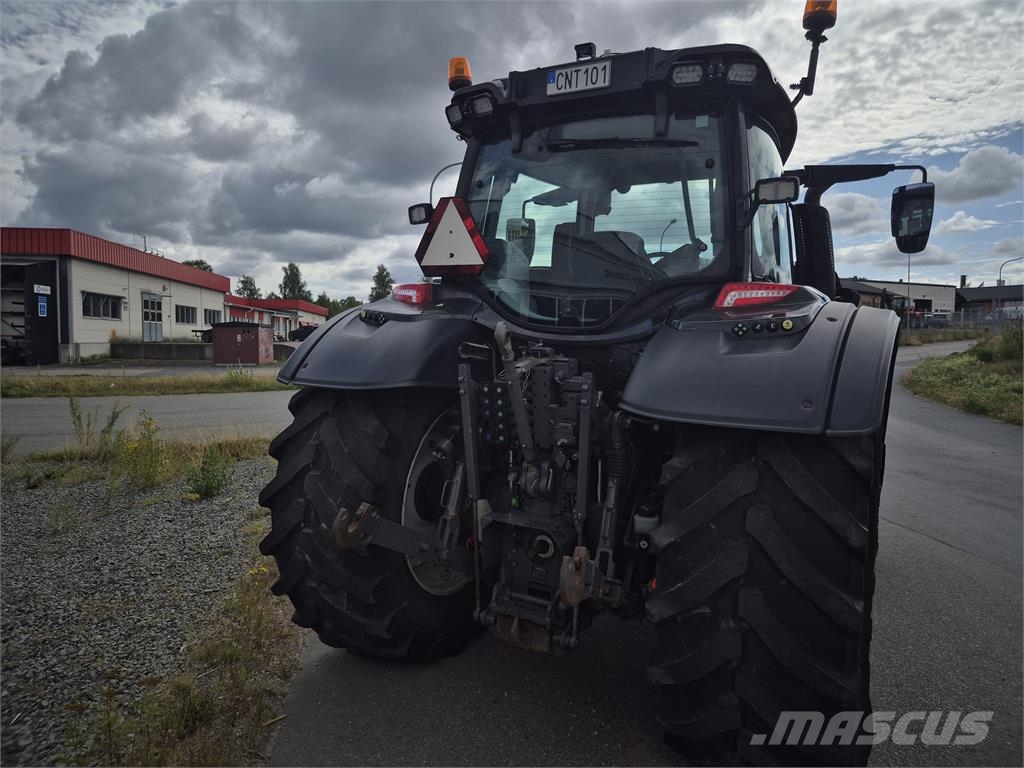 Valtra N174 Traktorid