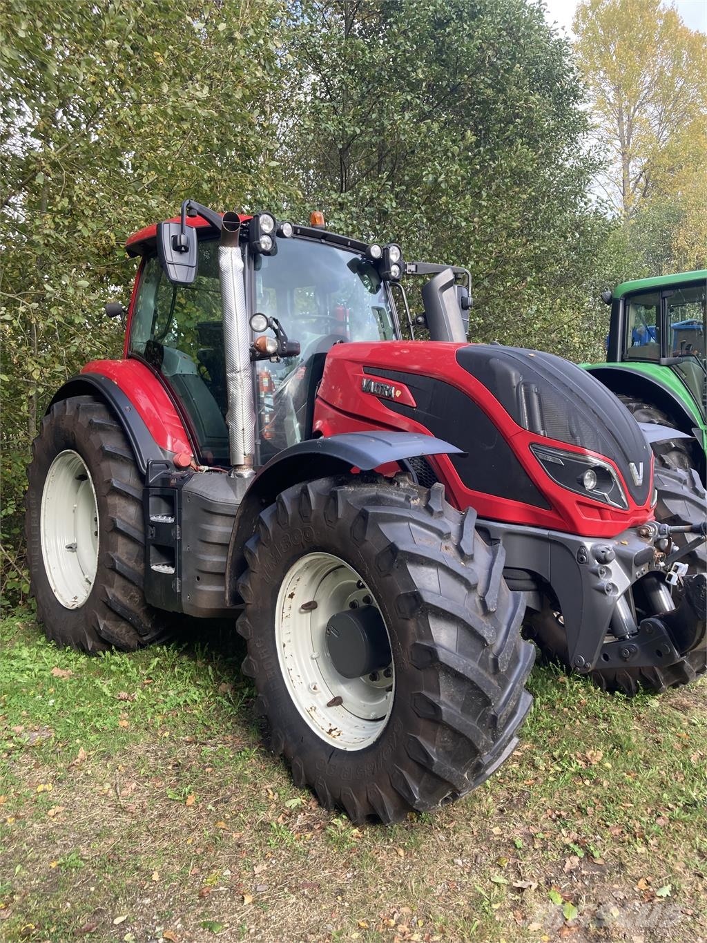 Valtra T234 VERSU TRAKTOR FR.LYFT Traktorer
