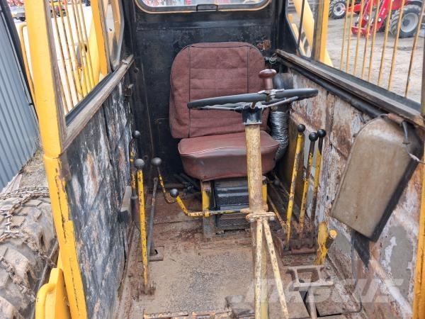 Volvo BM 218 BAKLASTARE Skopa Carregadeiras de rodas