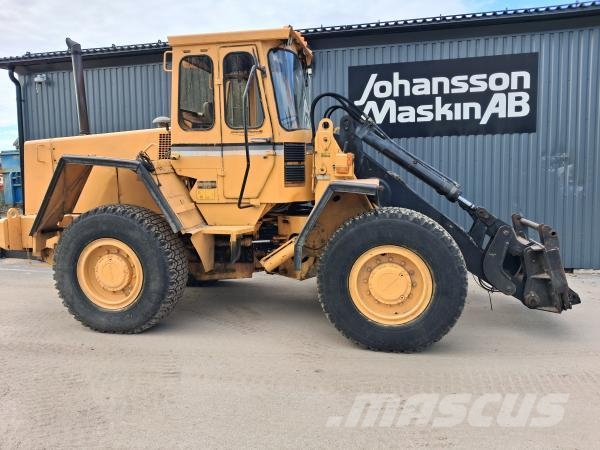 Volvo BM 4300 SKEVNING SBM Wielladers
