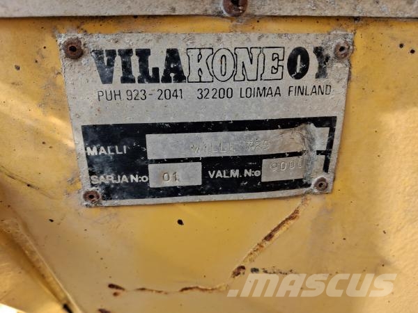Wille 725 REDSKAPS BÄRARE لوادر بعجل